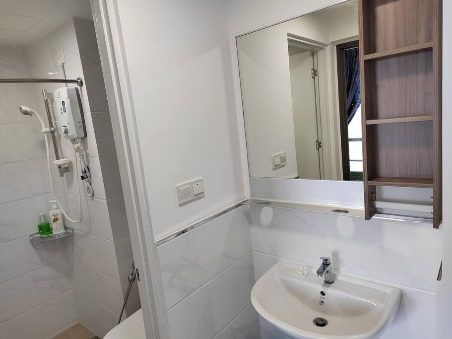 Central Park Homestay Джохор-Бару Экстерьер фото
