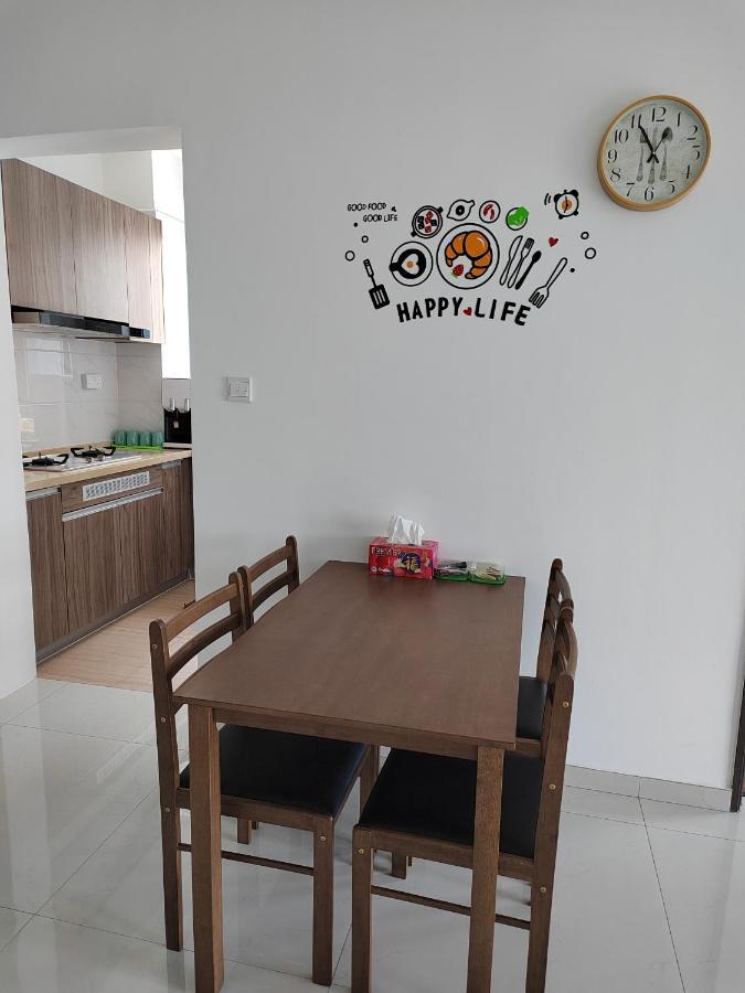 Central Park Homestay Джохор-Бару Экстерьер фото